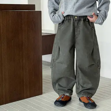 グリーン パンツ