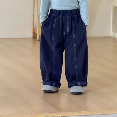 ブルー