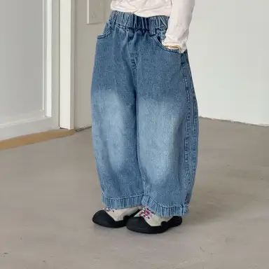 ライトデニム パンツ