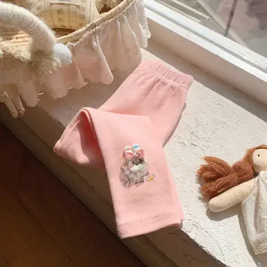 ピンク レギンス