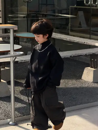 ブラック アウター