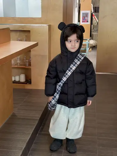 ブラック アウター