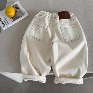 アイボリー パンツ