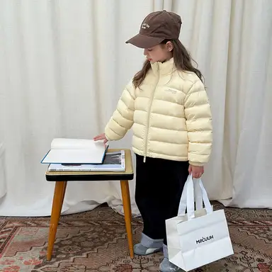 イエロー アウター