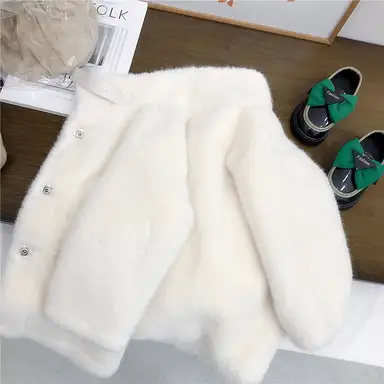 アイボリー アウター