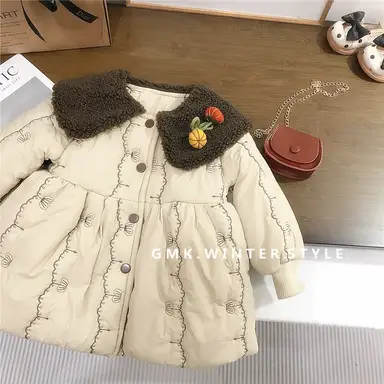 アイボリー アウター