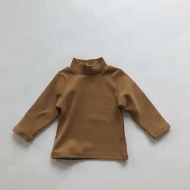 ライトブラウン トップス