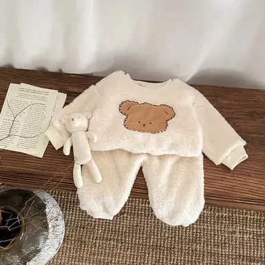 アイボリー 上下セット