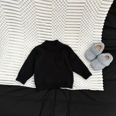 ブラック トップス