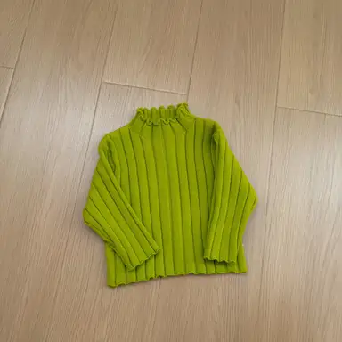 グリーン トップス