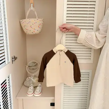 アイボリー トップス