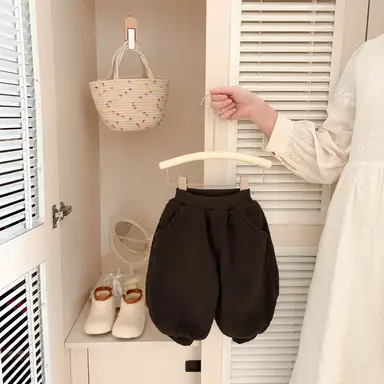 ブラウン パンツ