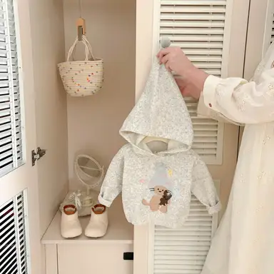 ライトグレー トップス
