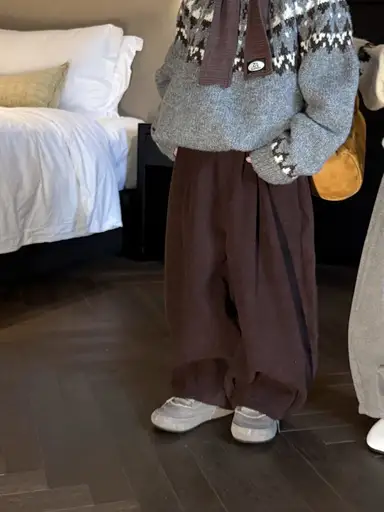 ブラウン パンツ