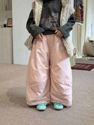 ピンク パンツ