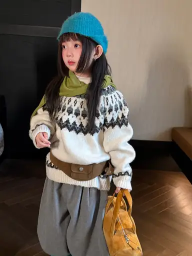 アイボリー トップス