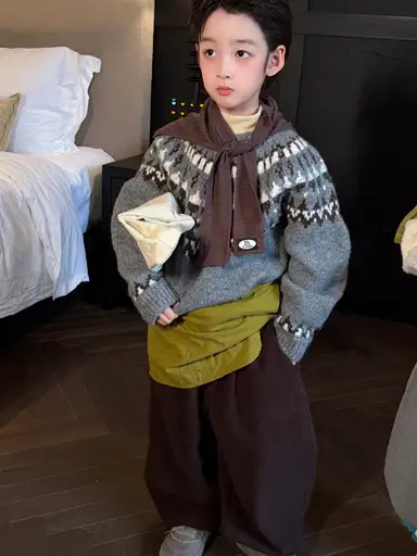 グレー トップス