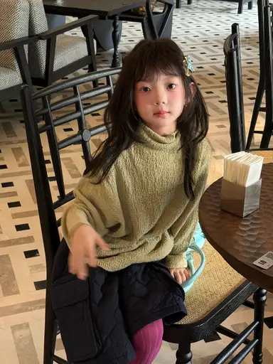 グリーン トップス