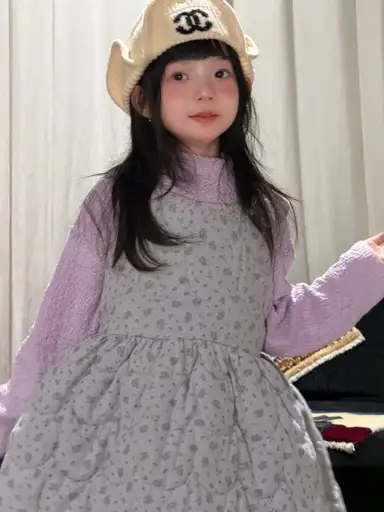 パープル トップス