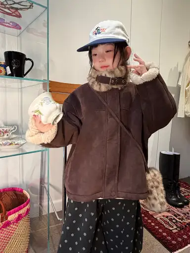 ブラウン アウター