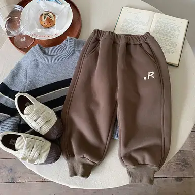 ブラウン パンツ