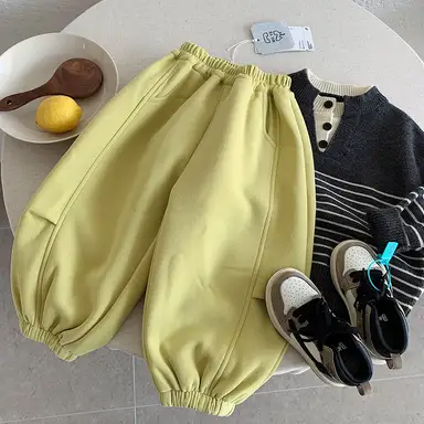 イエロー パンツ