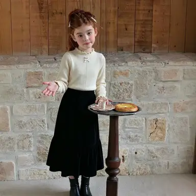 アイボリー トップス