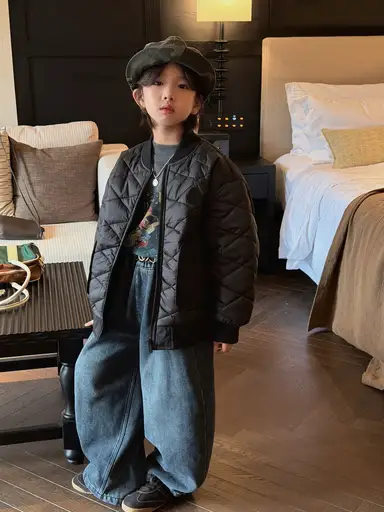 ブラック アウター