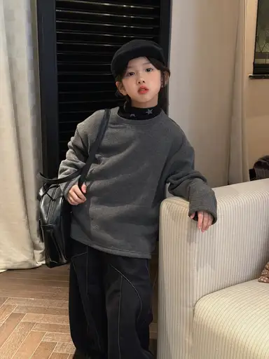 グレー トップス