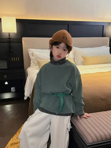 グリーン トップス