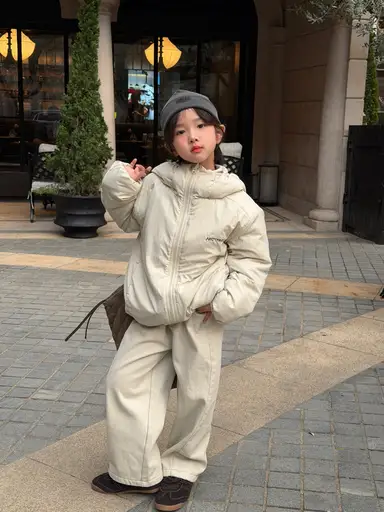 アイボリー アウター