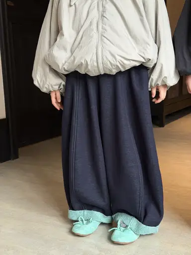 ネイビー パンツ