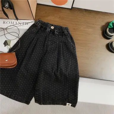 ブラック パンツ