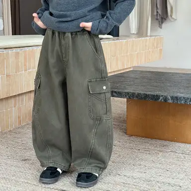 グリーン パンツ