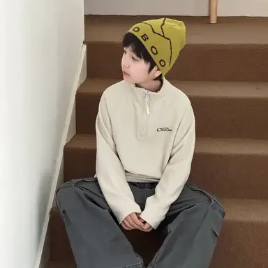 アイボリー トップス