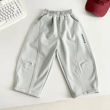 アイボリー パンツ