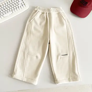 アイボリー パンツ