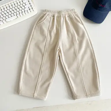 アイボリー パンツ