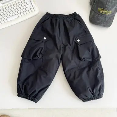 ブラック パンツ