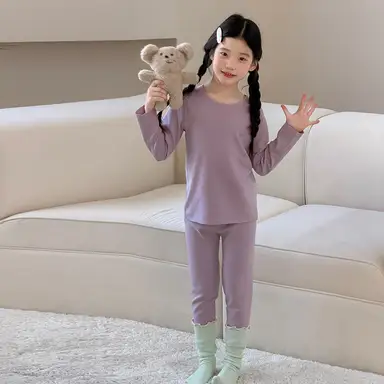 パープルトップス + パープルパンツ