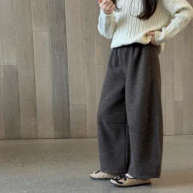 ブラウン パンツ