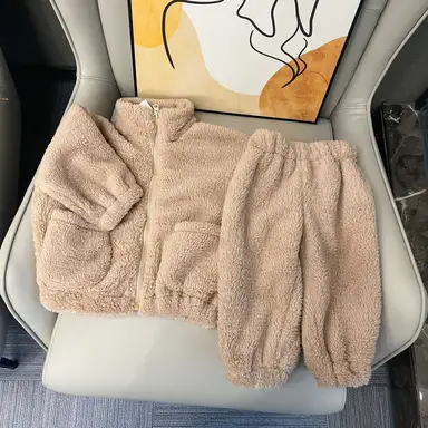 ベージュ 上下セット
