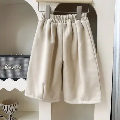 アイボリー パンツ