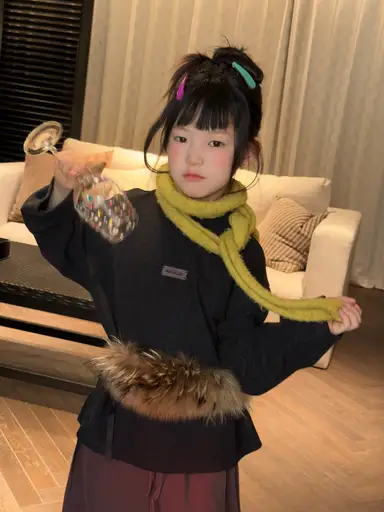 ブラック トップス