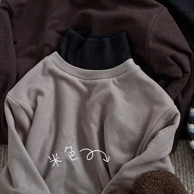 ベージュ トップス